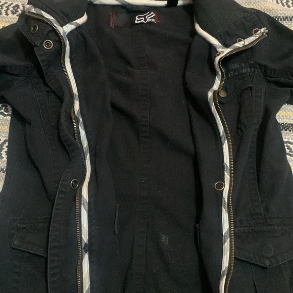 Fox Jacket - Picture 5 of 5